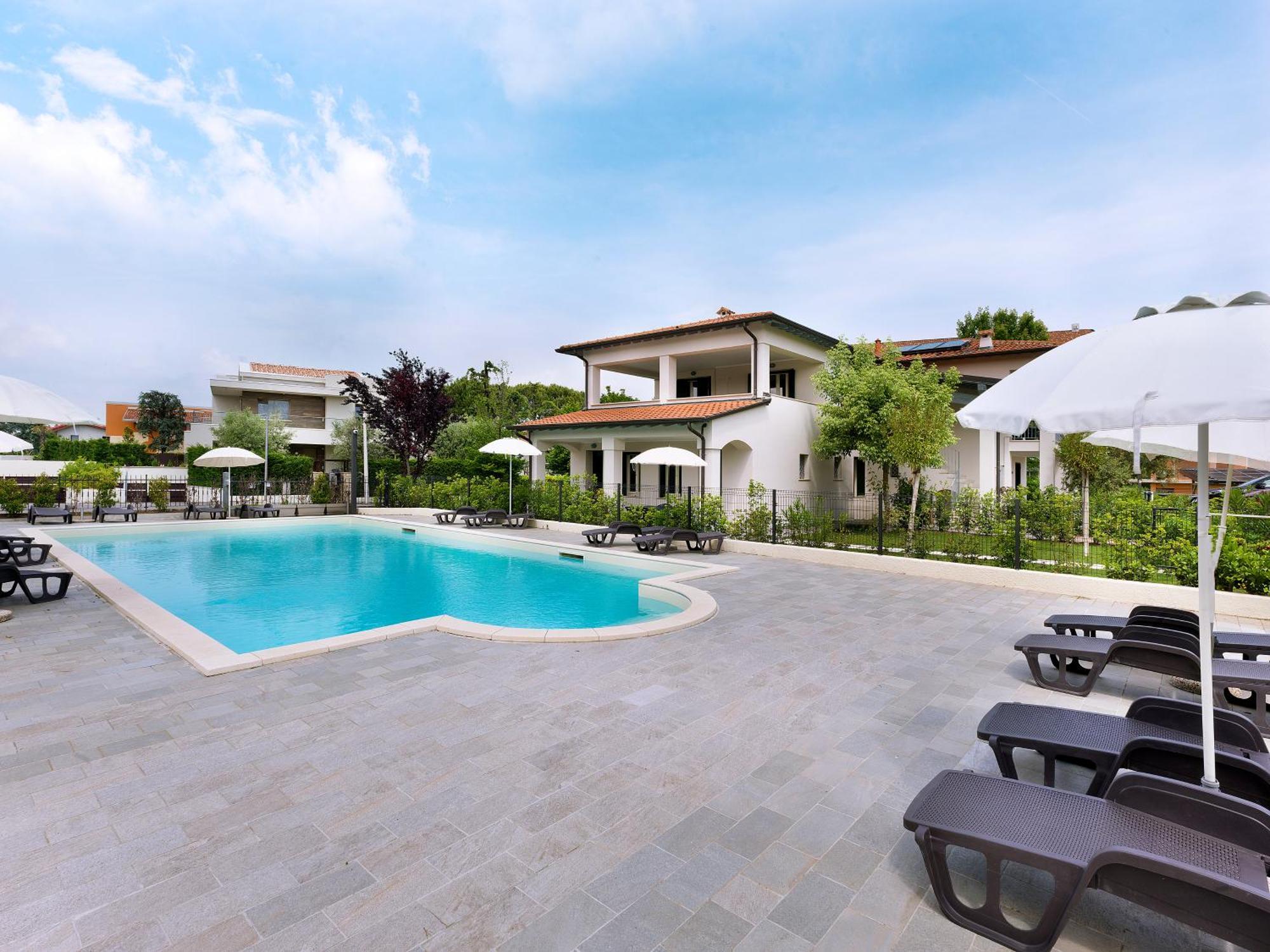 Residence Fiore Rosso Sirmione Exterior foto