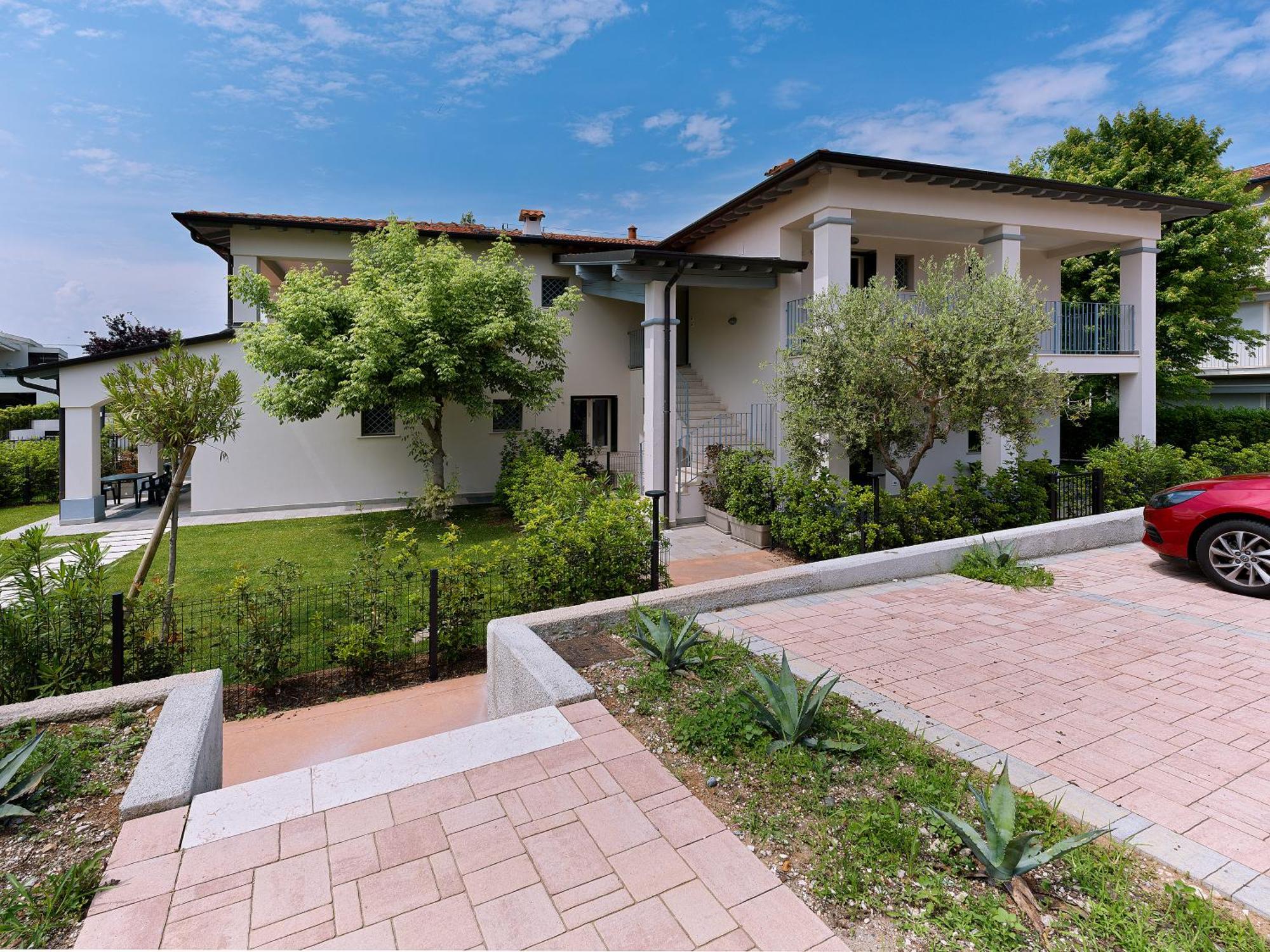 Residence Fiore Rosso Sirmione Exterior foto
