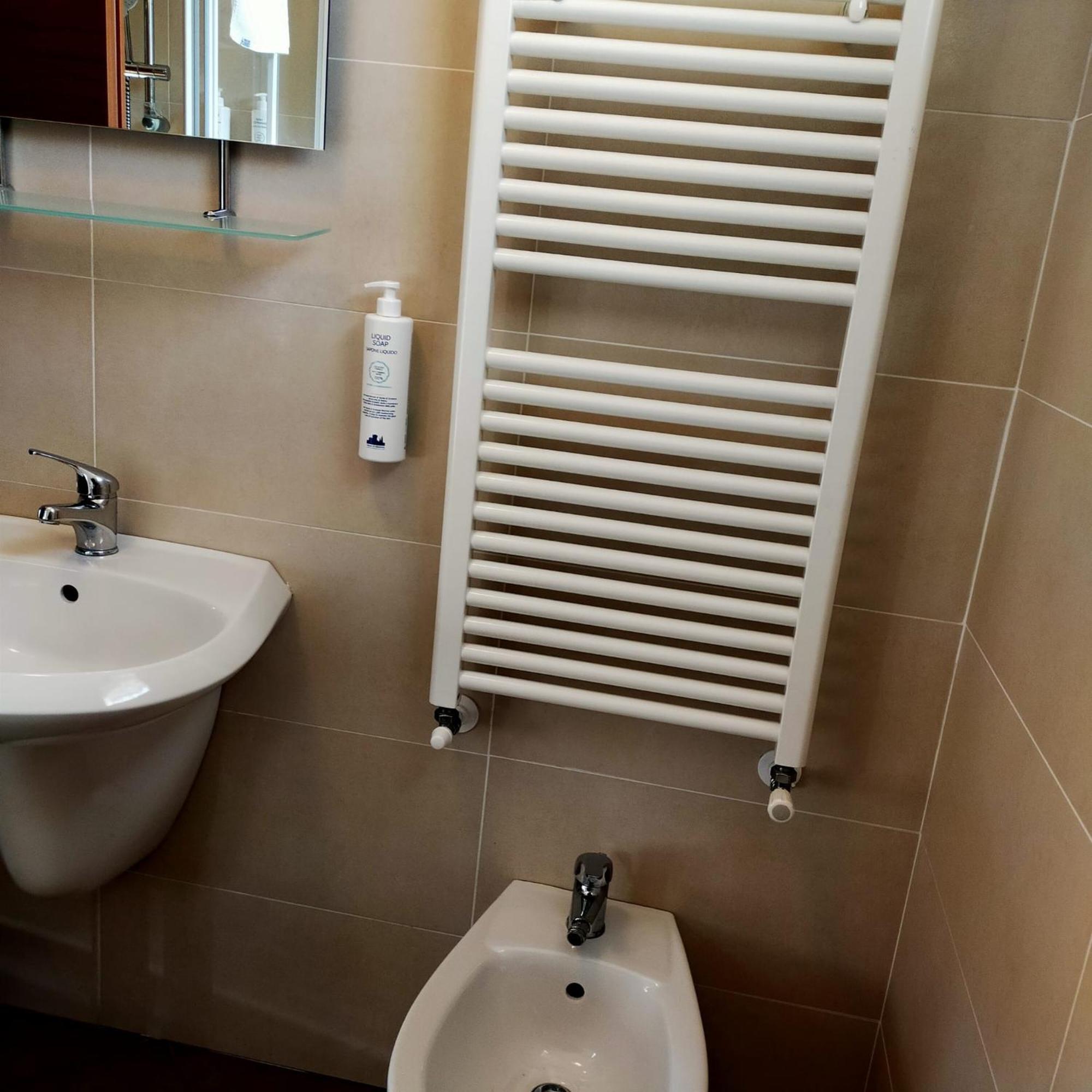 Residence Fiore Rosso Sirmione Zimmer foto