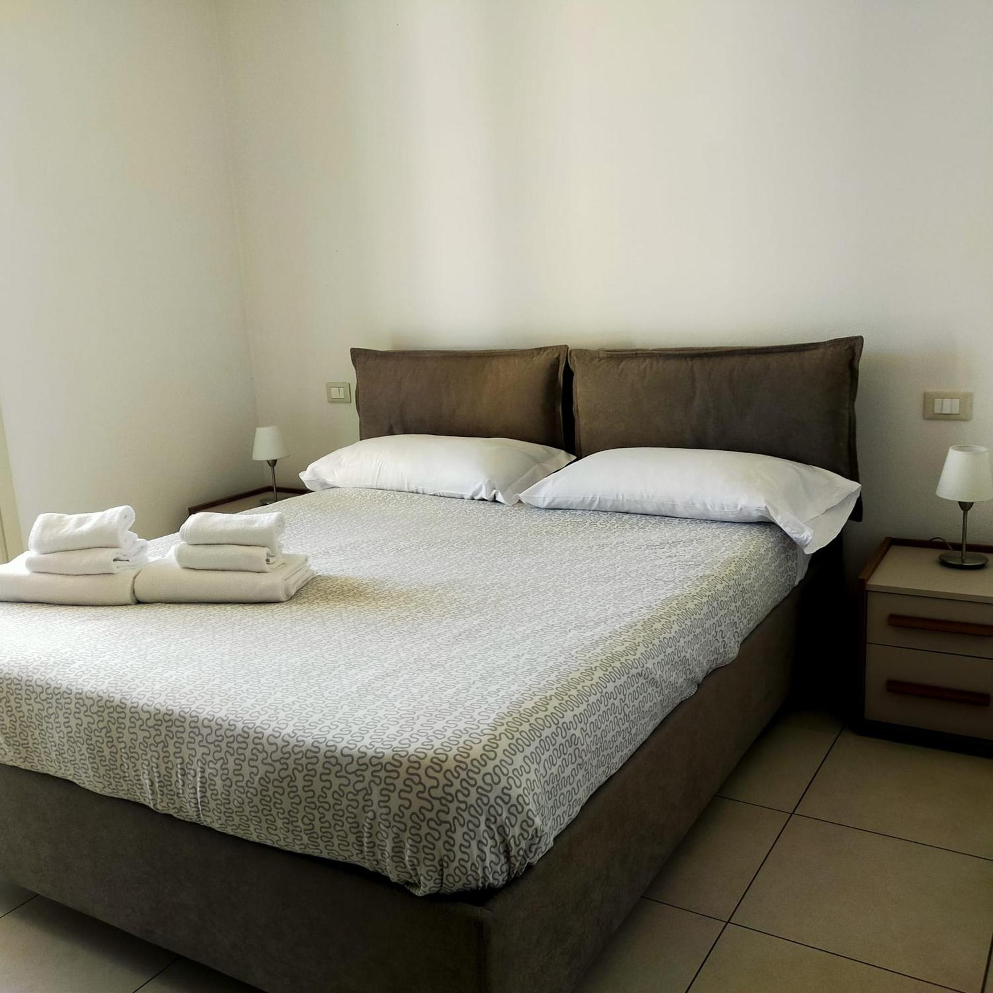 Residence Fiore Rosso Sirmione Zimmer foto